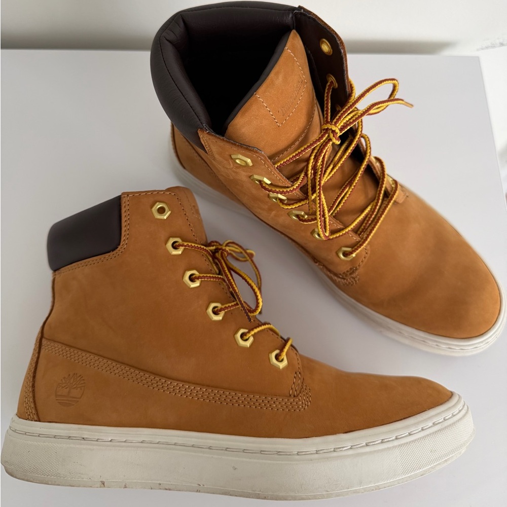 Timberland Londyn 6 Inch Lace Up Boot